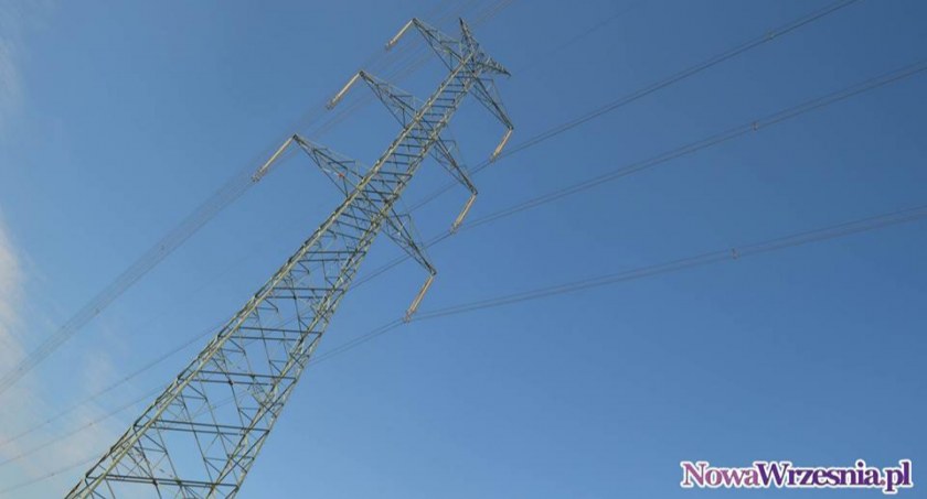 Na zdjęciu linia wysokiego napięcia pod Wrześnią fot. NowaWrzesnia.pl 