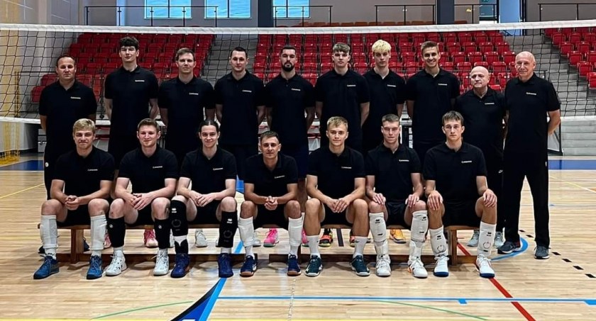 Na zdjęciu zespół Krishome KPS Września 