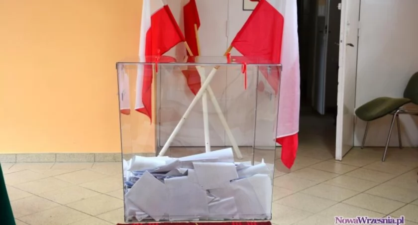 Na zdjęciu lokal wyborczy na Campingu Lipówka 