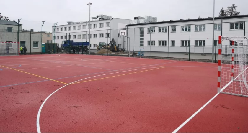 Na zdjęciu nowe boisko przy SSP nr 6 we Wrześni 
