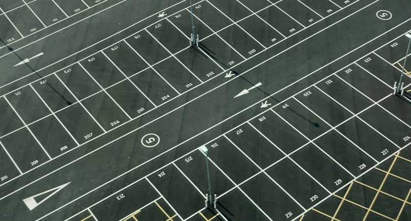 	https://www.pexels.com/pl-pl/zdjecie/widok-z-lotu-ptaka-na-parking-2220292/
