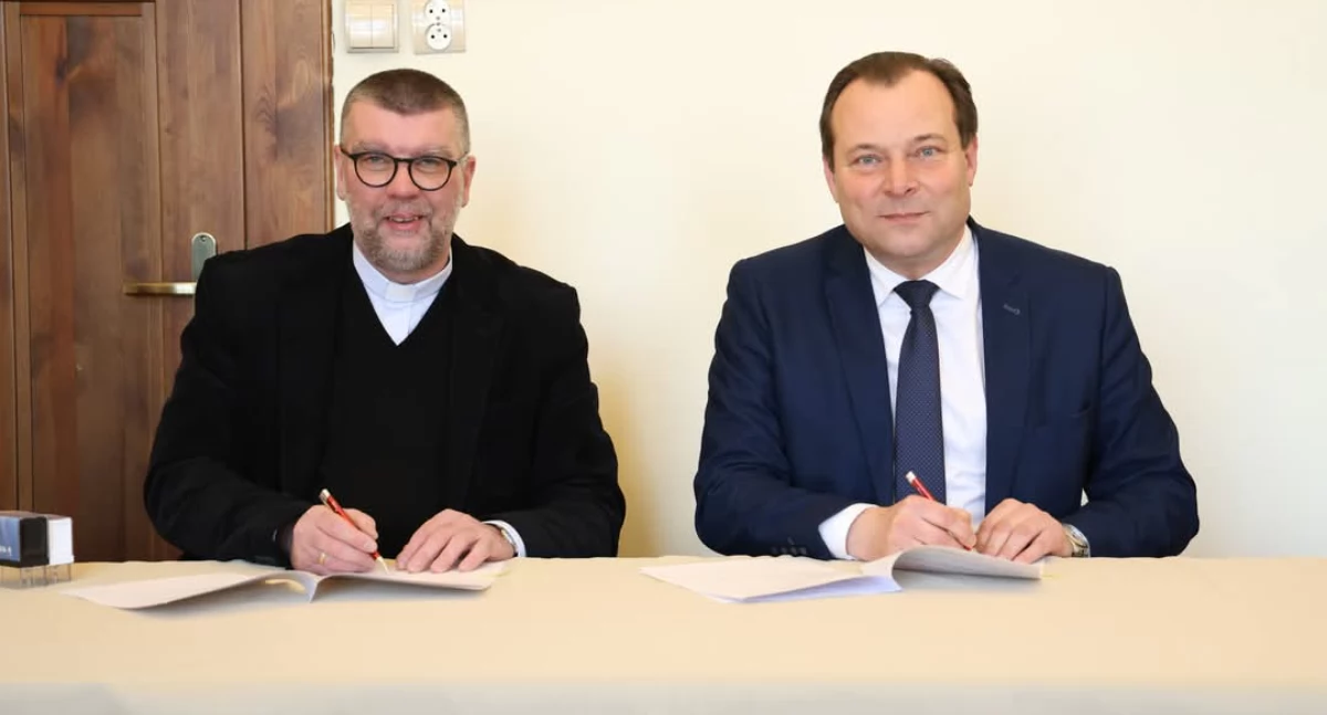 Inwestycje, Blisko tysięcy dotacji parafii Nowej Królewskiej - zdjęcie, fotografia