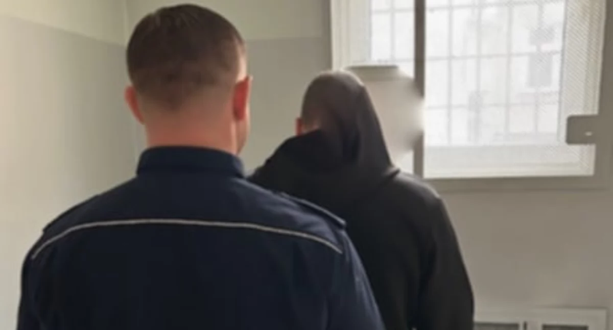 Kronika policyjna, letni złodziej zatrzymany Straty ponad tysięcy - zdjęcie, fotografia