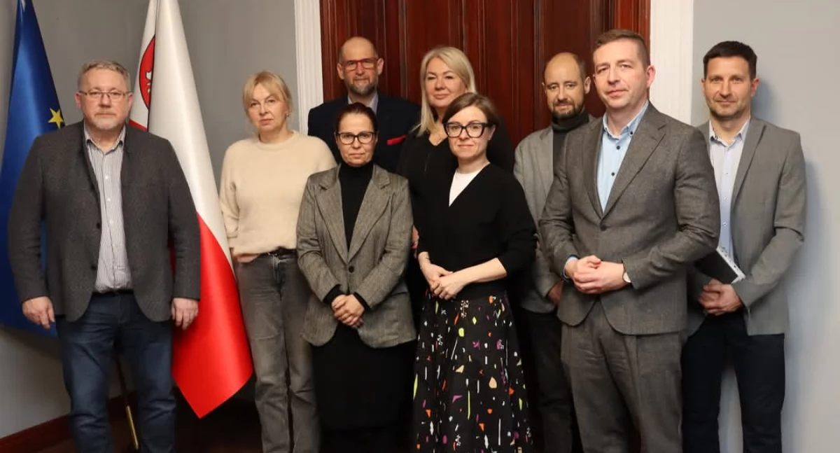 Transport i komunikacja , Będzie ścieżka rowerowa Nekli Czerniejewa - zdjęcie, fotografia