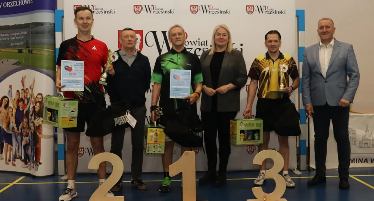 Pozostałe sporty , najlepsi Mistrzostwach Powiatu tenisie stołowym (zdjęcia) - zdjęcie, fotografia