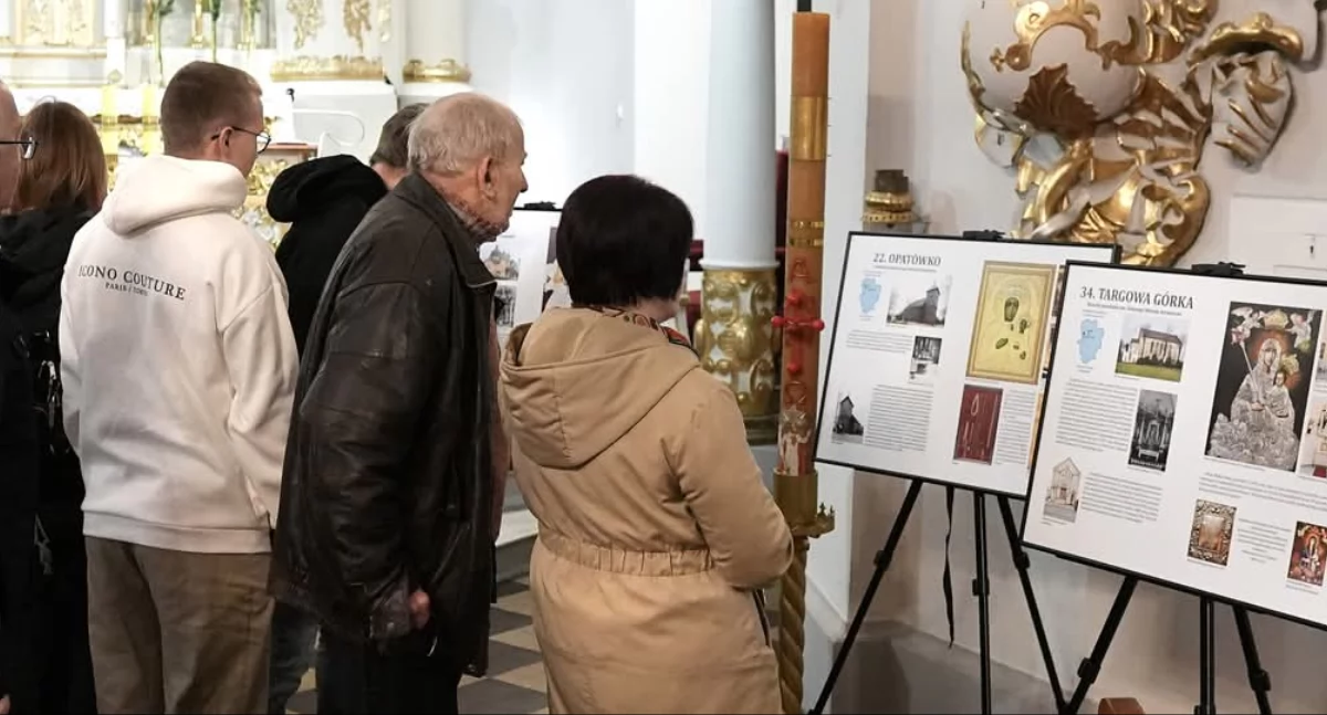 Historia , Wizerunki Madonn wystawie Nekli - zdjęcie, fotografia