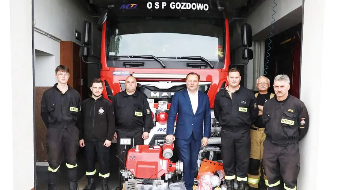 Pożary, straż pożarna, Specjalistyczny sprzęt Gozdowo - zdjęcie, fotografia