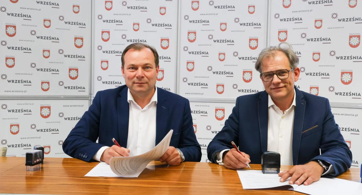 Inwestycje, Umowa budowę ronda ulicy Paderewskiego Daszyńskiego podpisana - zdjęcie, fotografia