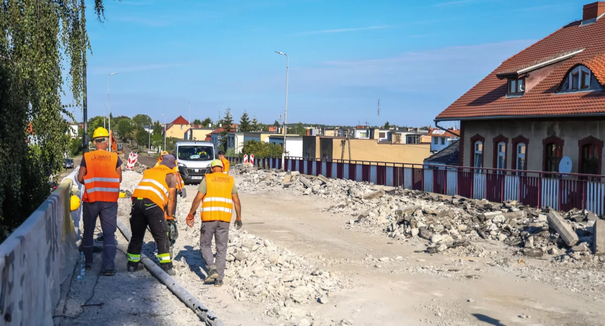 Inwestycje, remont wiaduktu ulicy Paderewskiego budowa ronda ulicy Daszyńskiego - zdjęcie, fotografia