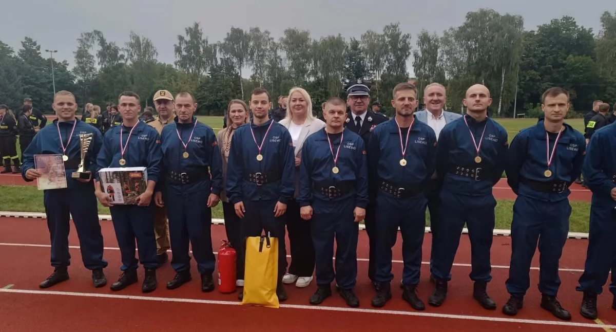 Pożary, straż pożarna, Strażacy Gminy Pyzdry podium galeria - zdjęcie, fotografia