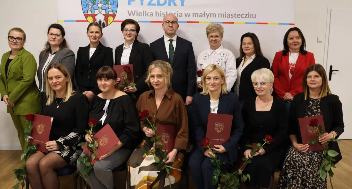 Edukacja, Wyróżnienia nauczycieli - zdjęcie, fotografia