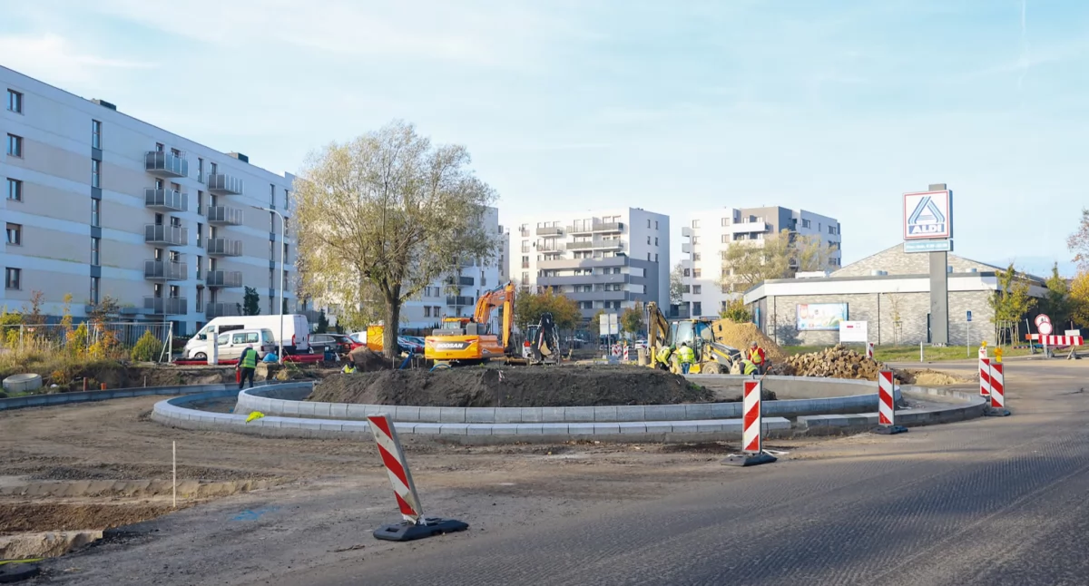 Inwestycje, przebudowa ronda ulicy Daszyńskiego - zdjęcie, fotografia