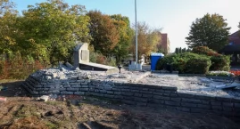Trwa renowacja pomnika 68. Pułku Piechoty we Wrześni&hellip;