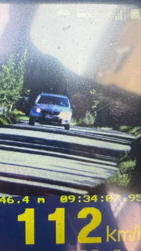 Kierowca Skody pędził ponad 100 km/h w terenie zabudowanym! 