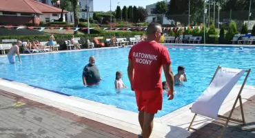 Dziś ostatni dzień sezonu na odkrytym basenie we Wrześni! (zdjęcia) 