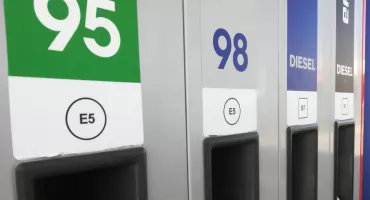Sprawdź ceny paliw na wrzesińskich stacjach! Najnowszy raport 