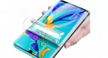 Etui na telefon i szkło hartowane – podstawowa ochrona smartfonu