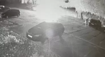 Przyjechał, podpalił auto i uciekł! Duże straty 