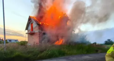 Pożar budynku przy Cegielskiego we Wrześni 
