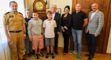 Wzorowa postawa dwóch młodych Wrześnian! (zdjęcia) 