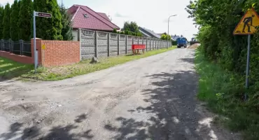 Ruszyły prace drogowe w Kaczanowie (zdjęcia)