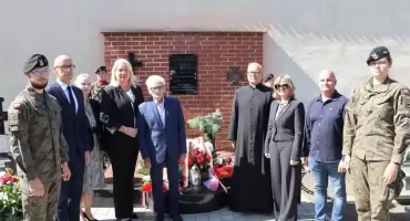 Uroczystości przy grobie gen. bryg. dr. Romana Abrahama 