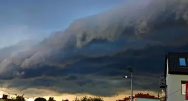 Sobota z burzami i silnym wiatrem!