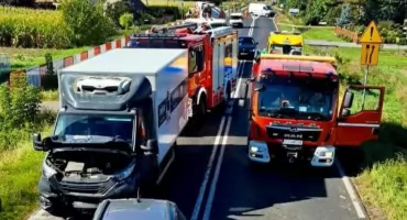 Wypadek trzech pojazdów! Droga krajowa 92 była zablokowana (zdjęcia)